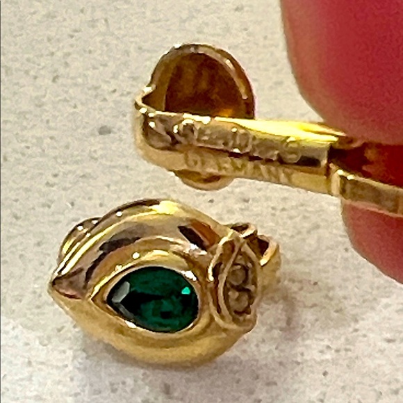 Christian Dior vintage Elegant Gold and Green clip on earrings. Made in Germany - Picture 1 of 10